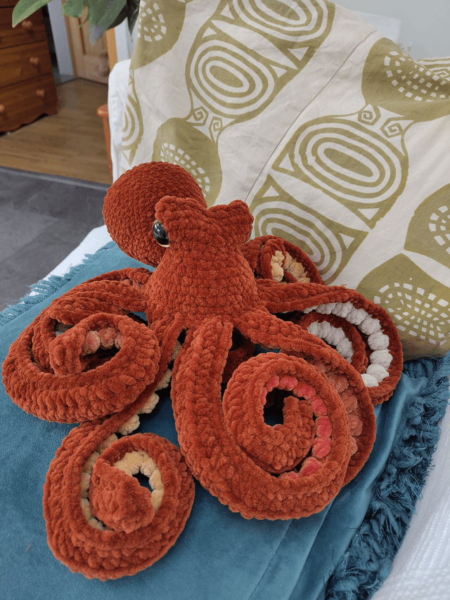 Crochet Crafts - lifelike Velvet Soft Chenille Octopus Amigurumi (Ready-to-Ship)