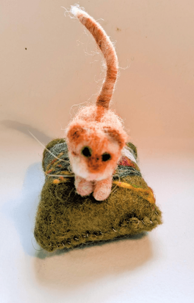 Needle Felt Mini Cats on Cushions