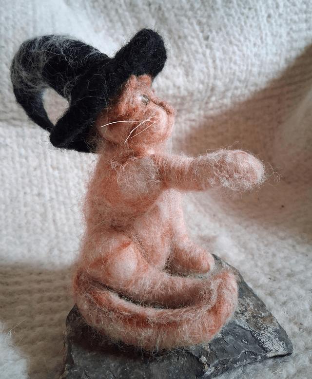 Needle Felt Ginger Cat in a Witches Hat