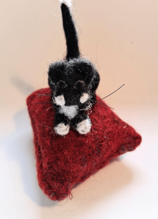 Needle Felt Mini Cats on Cushions
