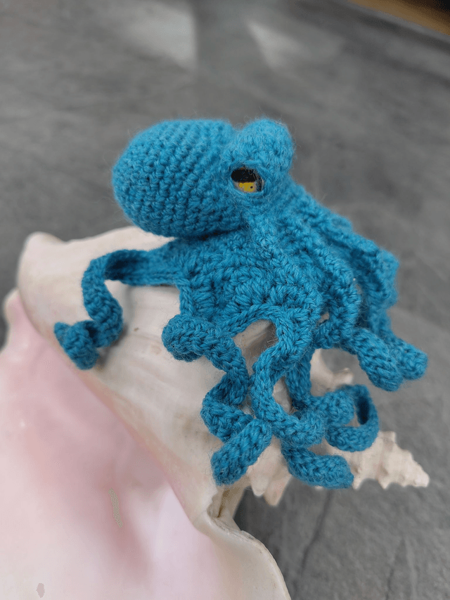 crochet crafts - Biologically Accurate Pure Wool Crochet Octopus (Azure) - Ready to ship